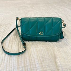 Green, Coach, crossbody bag. Been used twice. In great condition.